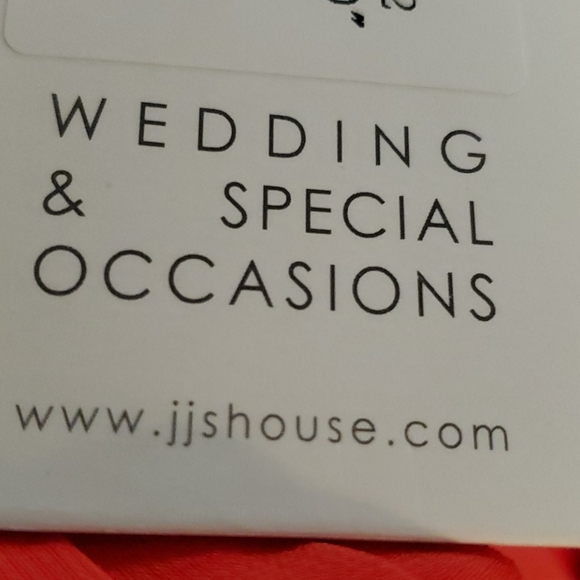 JJS house, NWT, special occasion ball gown. - Picture 13 of 15